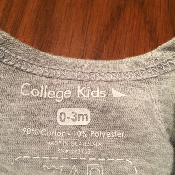 3/$15 Jacksonville university onesie dolphins 0-3 - Picture 7 of 7